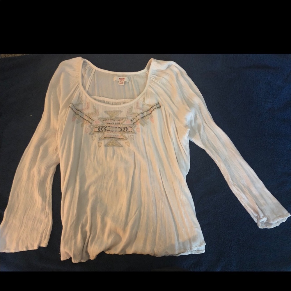 Long sleeve blouse